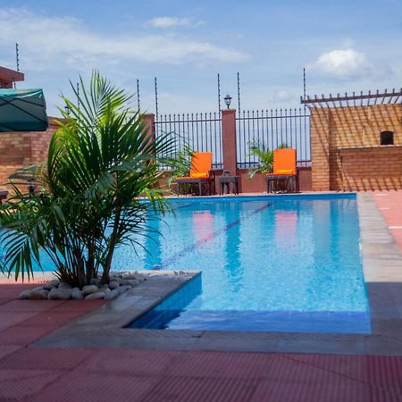 Savannah Suites Lubowa Exterior photo