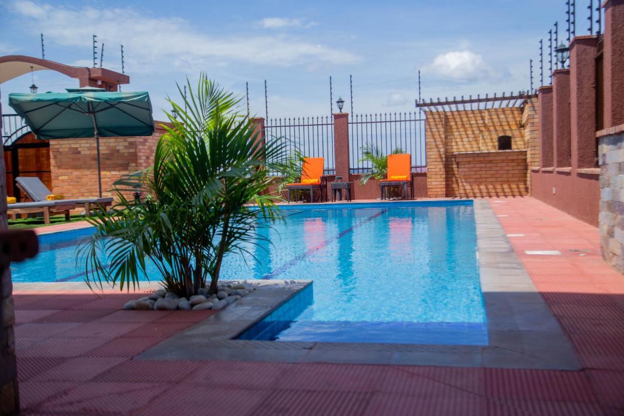 Savannah Suites Lubowa Exterior photo